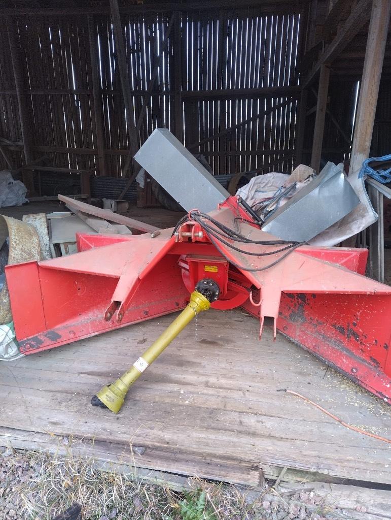 Esko 250 H Spazzaneve