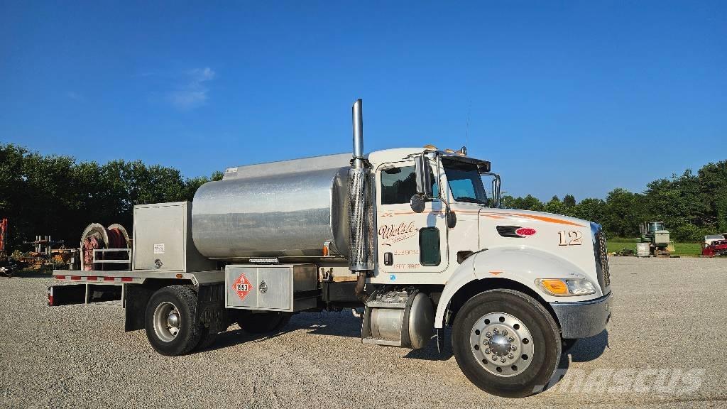 Peterbilt PB335 Cisterna