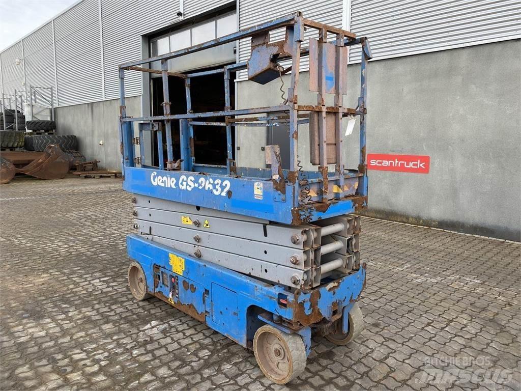 Genie GS2632 Piattaforme a pantografo