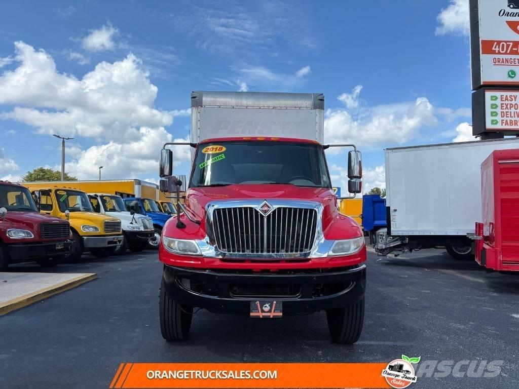 International 4300 Camion cassonati