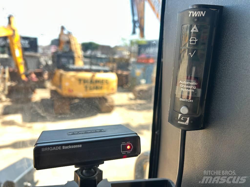 LiuGong 877H Pale gommate