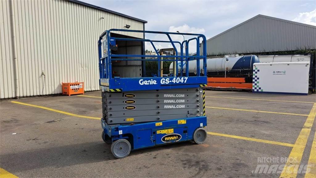 Genie GS4047 Piattaforme a pantografo
