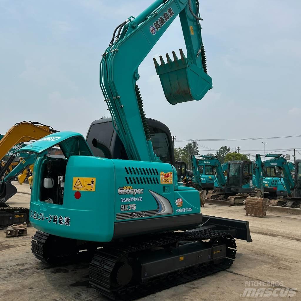 Kobelco 75 Escavatori cingolati