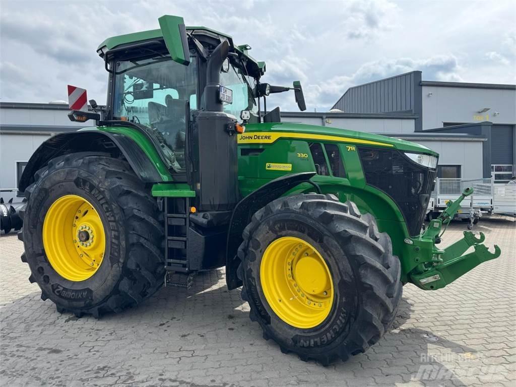 John Deere 7R 330 Trattori