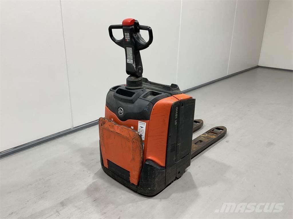 BT LPE200 Carrelli elevatori bassi a piattaforma