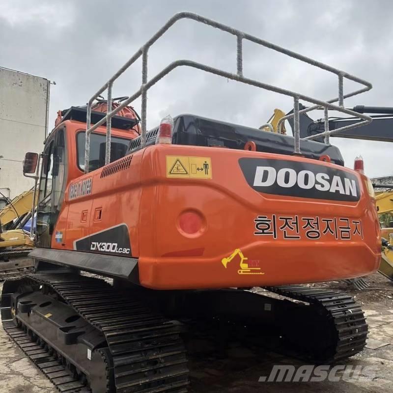 Doosan 300-9c Escavatori cingolati