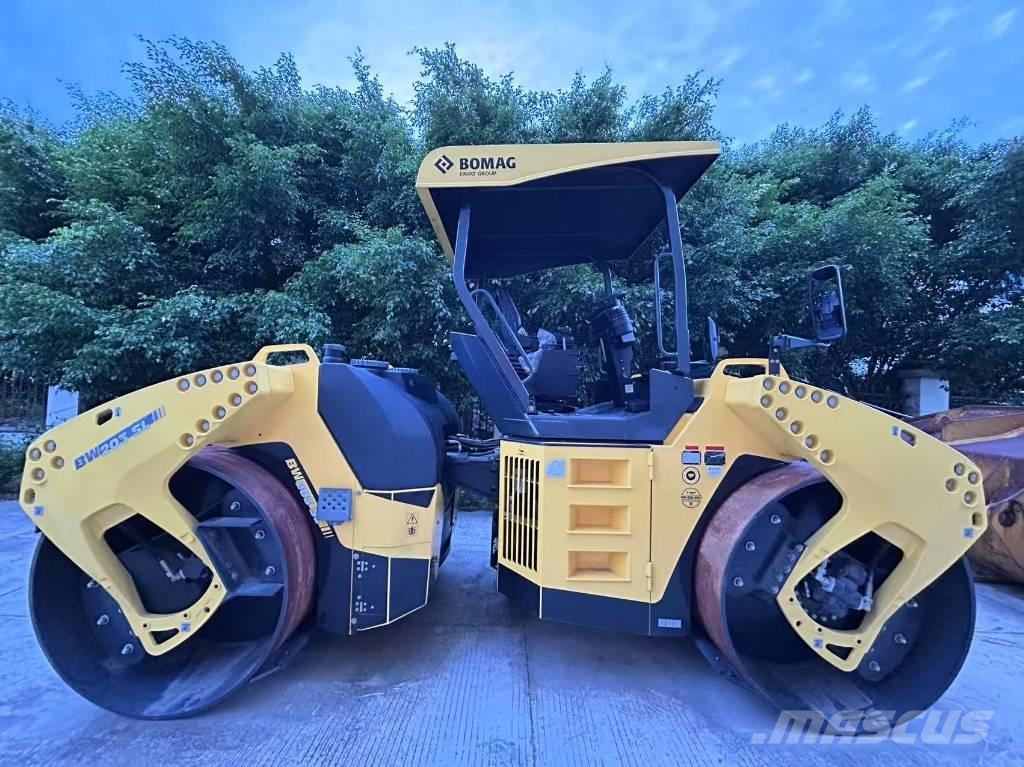 Bomag BW 203 SL-4 Rulli a doppio tamburo