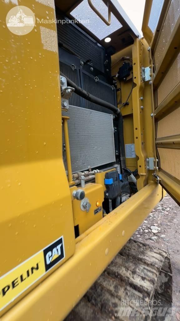 CAT 323 Escavatori cingolati