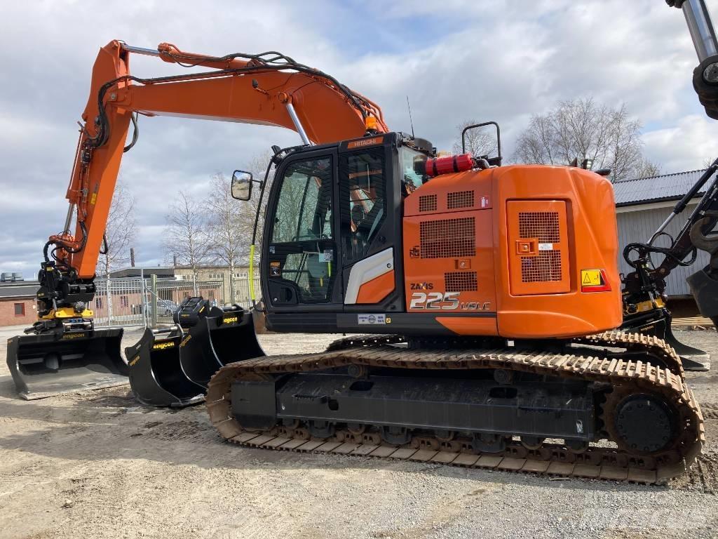 Hitachi ZX 225 US LC Escavatori cingolati
