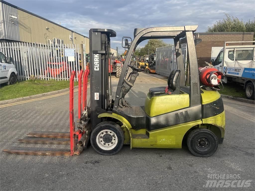 Clark C25G Carrelli elevatori GPL
