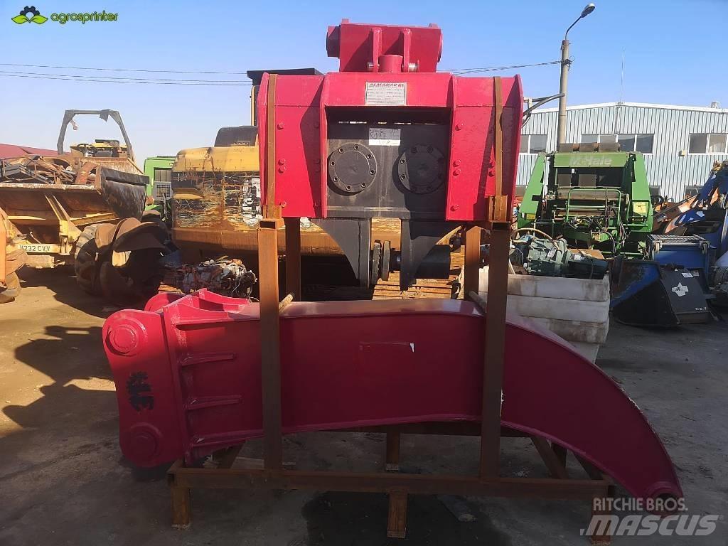  Almahad MVH 30 Retroescavatori