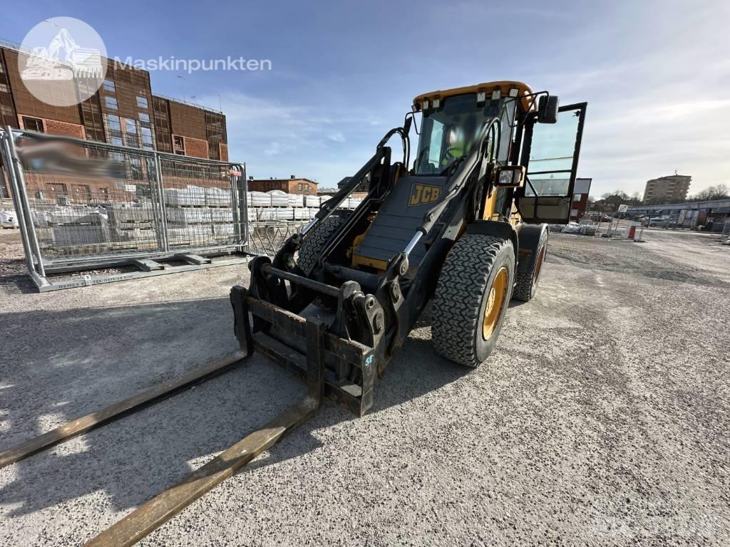 JCB 412 S Pale gommate