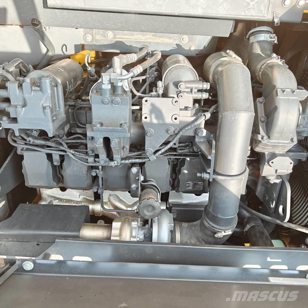 Komatsu 400-8 Escavatori cingolati