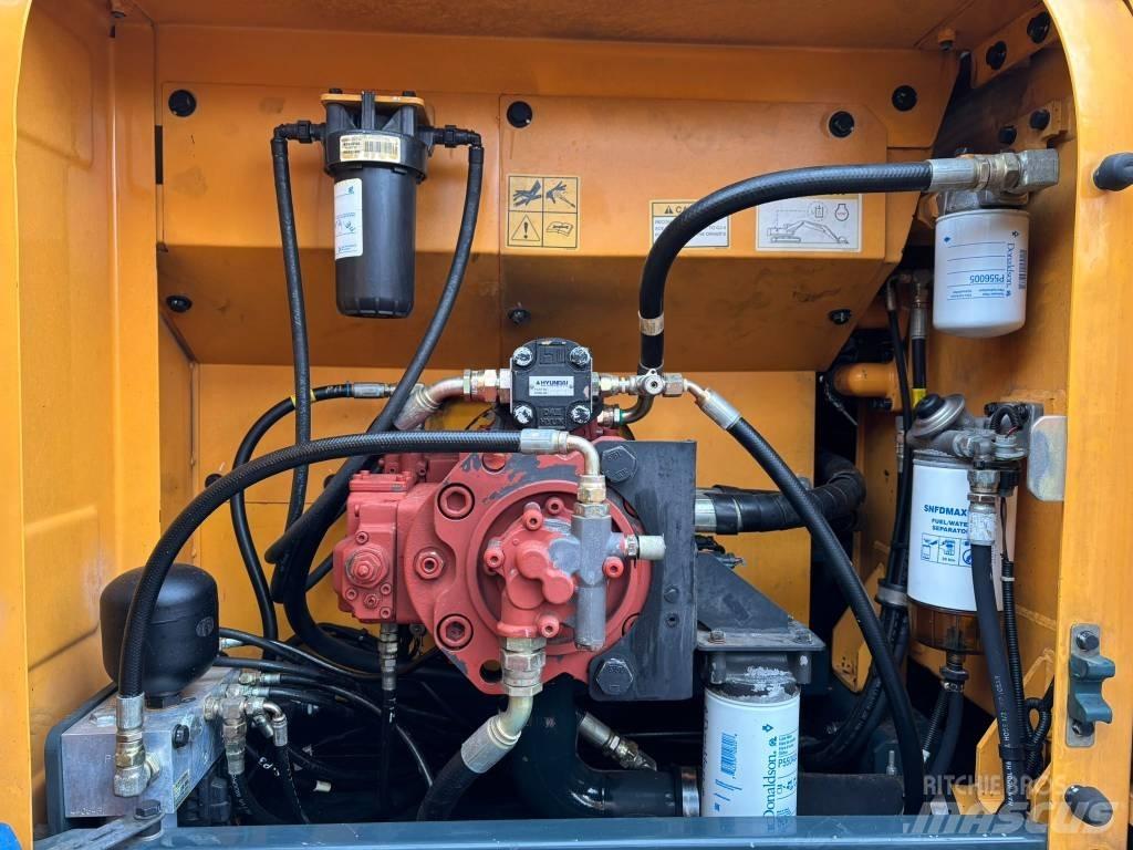 Hyundai 220LC-9A Escavatori cingolati