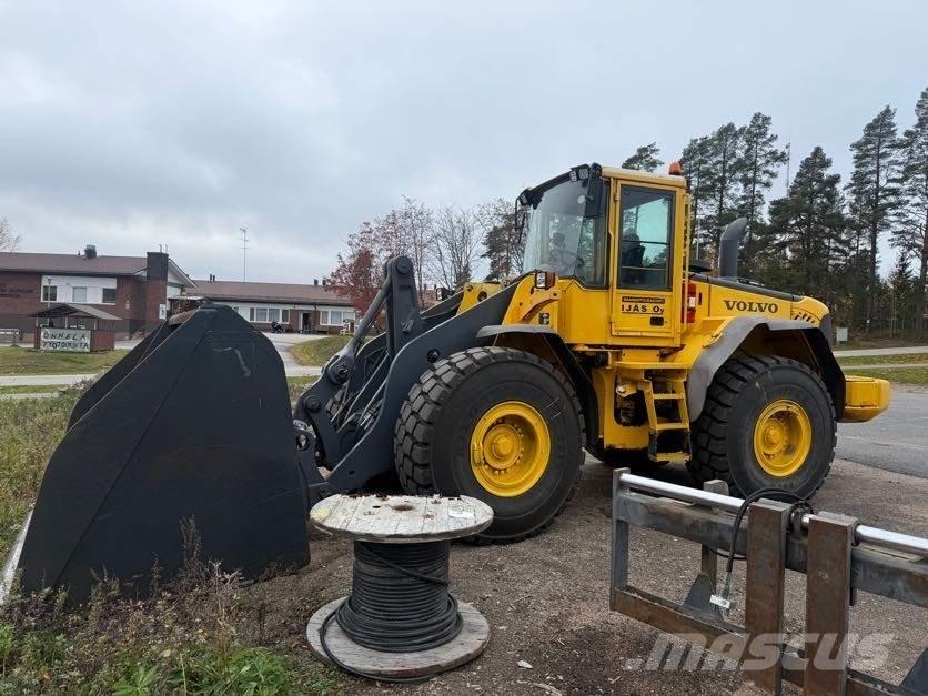 Volvo L110E Pale gommate