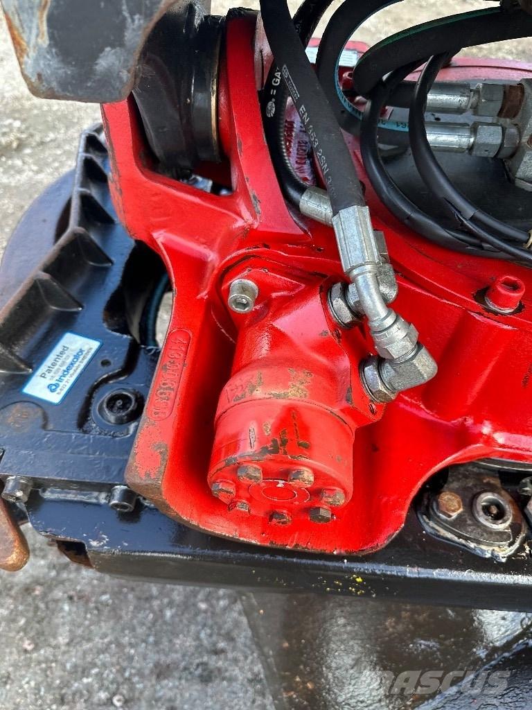 Takeuchi TB 2150 R Escavatori cingolati