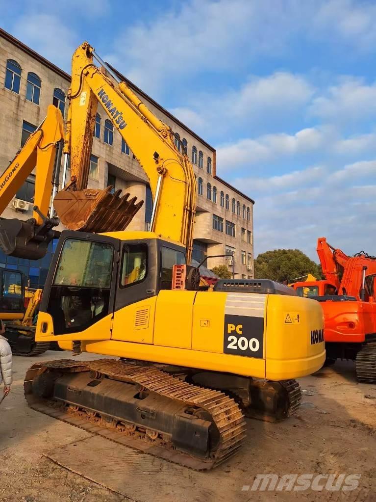 Komatsu PC 200-7 Escavatori cingolati