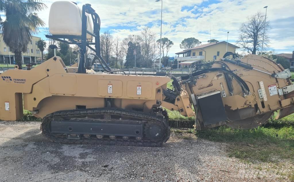 Tesmec 300 Scavafossi