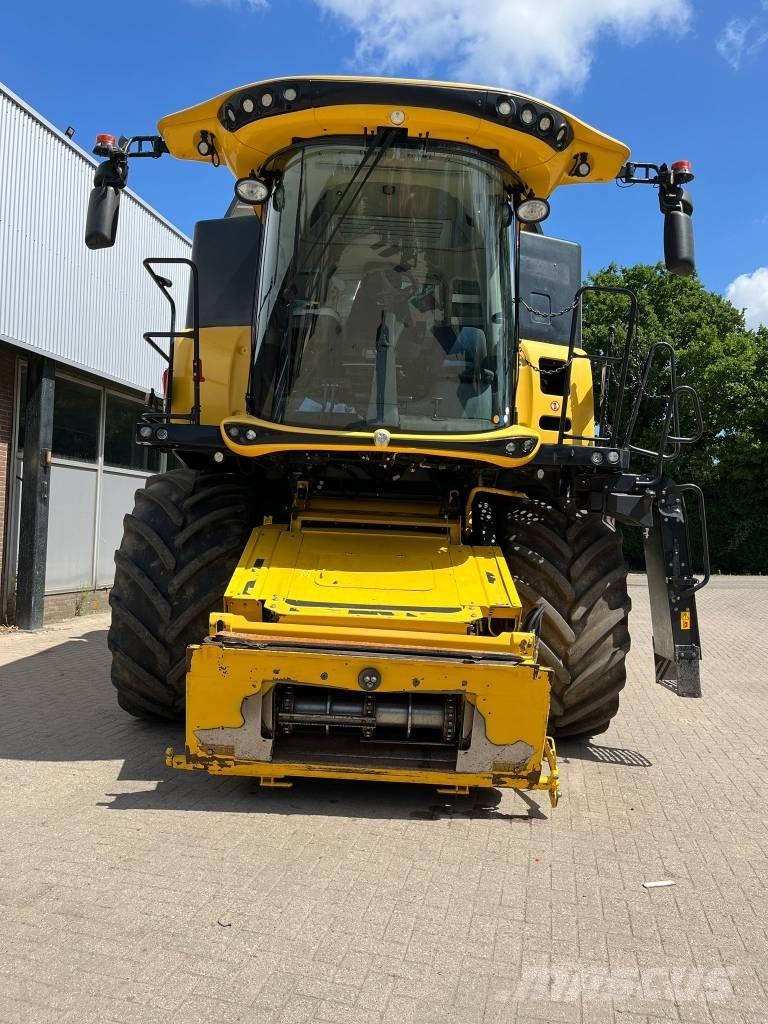 New Holland CR 8.80 Mietitrebbiatrici