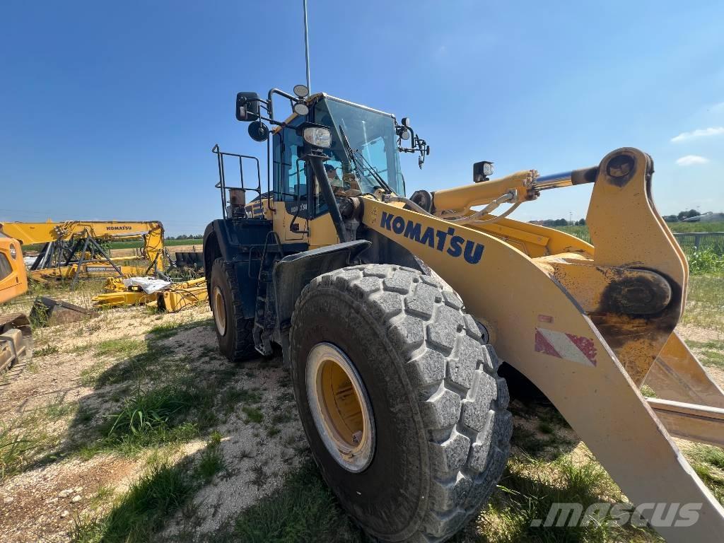 Komatsu WA 470-8 Pale gommate