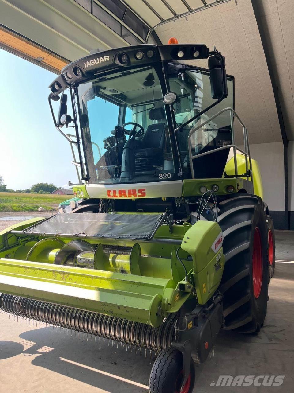 CLAAS Jaguar 950 Trince semoventi