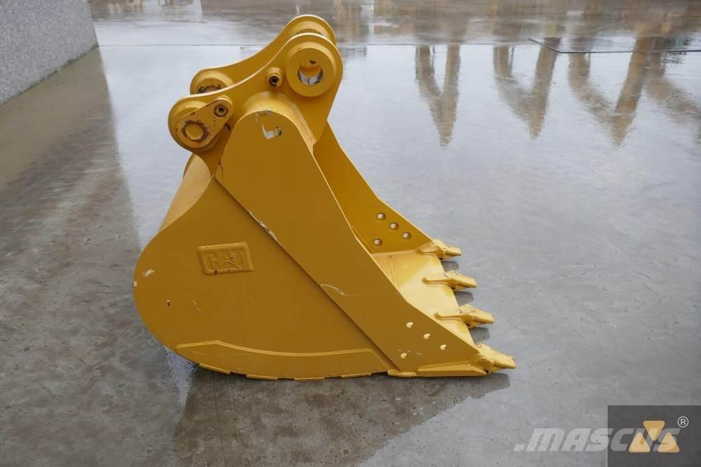 CAT 320 Bucket Benne