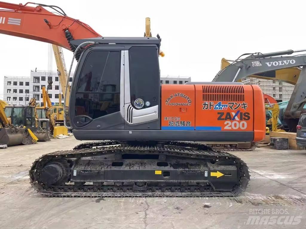 Hitachi ZX 200 Escavatori cingolati