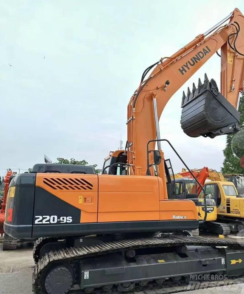 Hyundai 220-9 Escavatori cingolati
