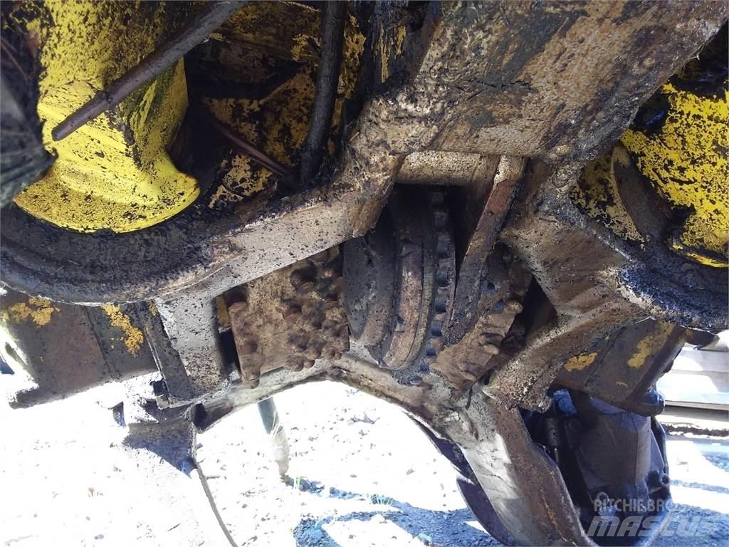 John Deere 745 Decespugliatrici e trinciatrici idrauliche