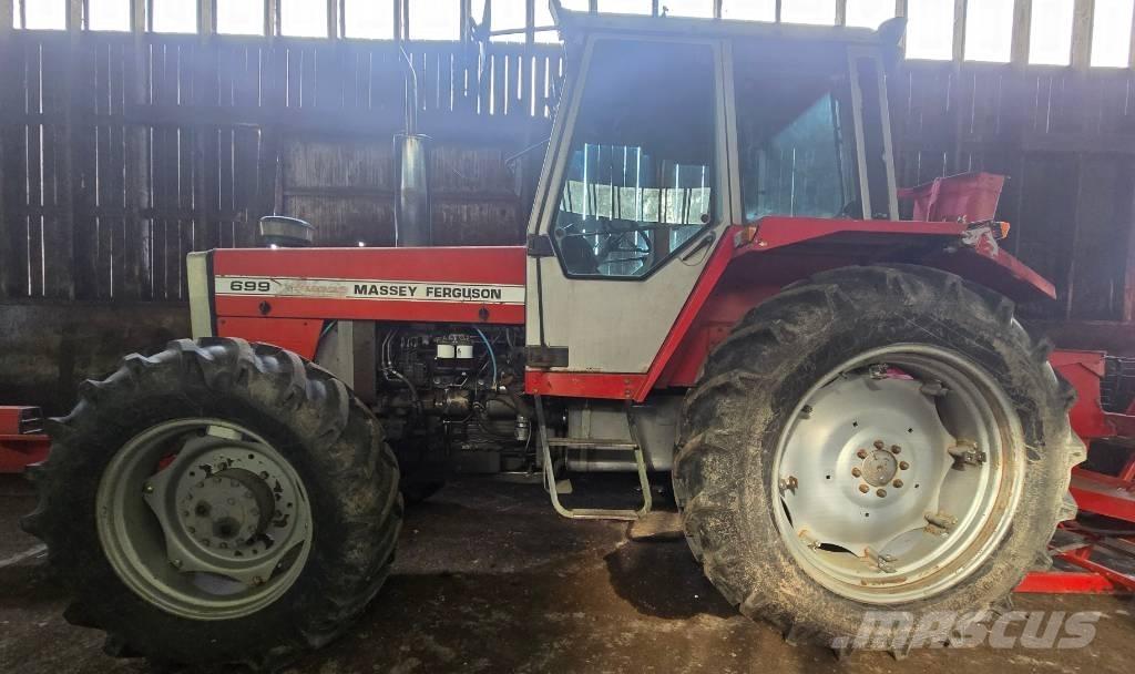 Massey Ferguson 699 Trattori