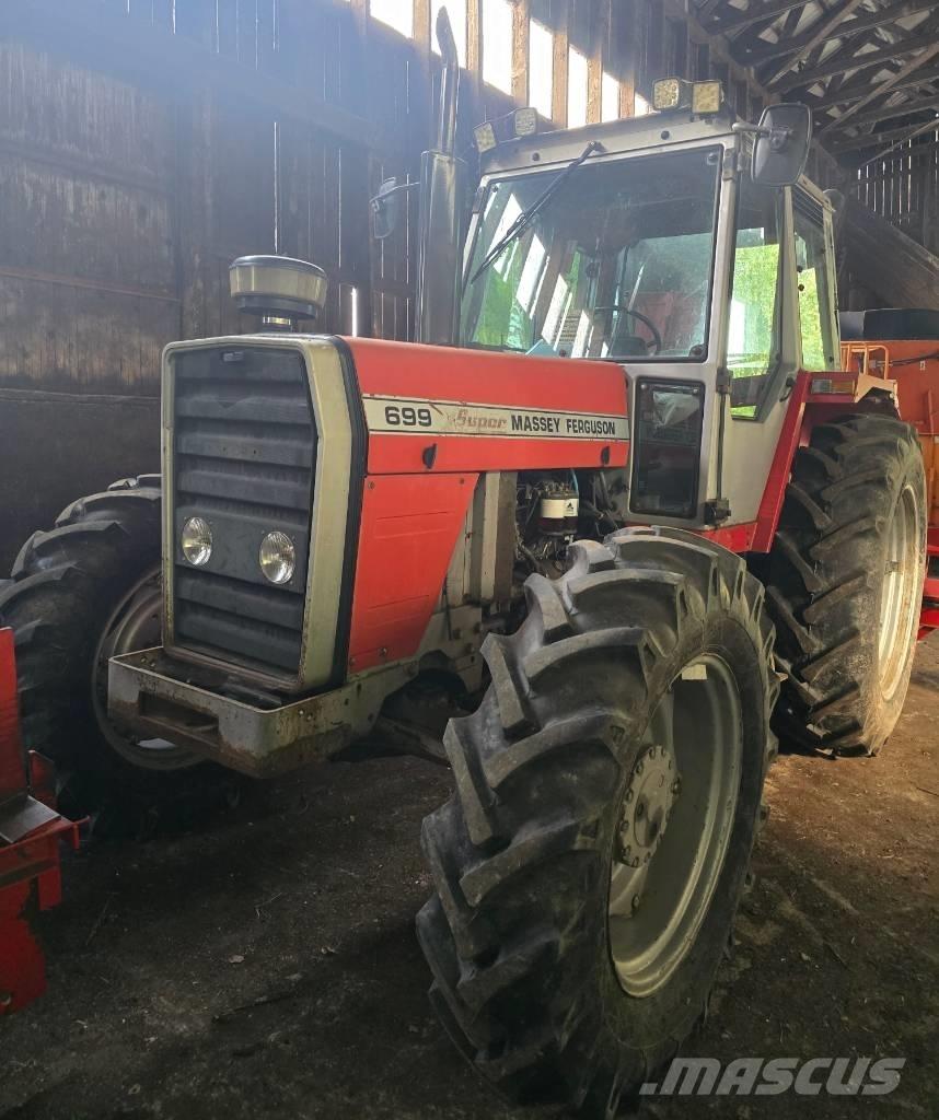 Massey Ferguson 699 Trattori