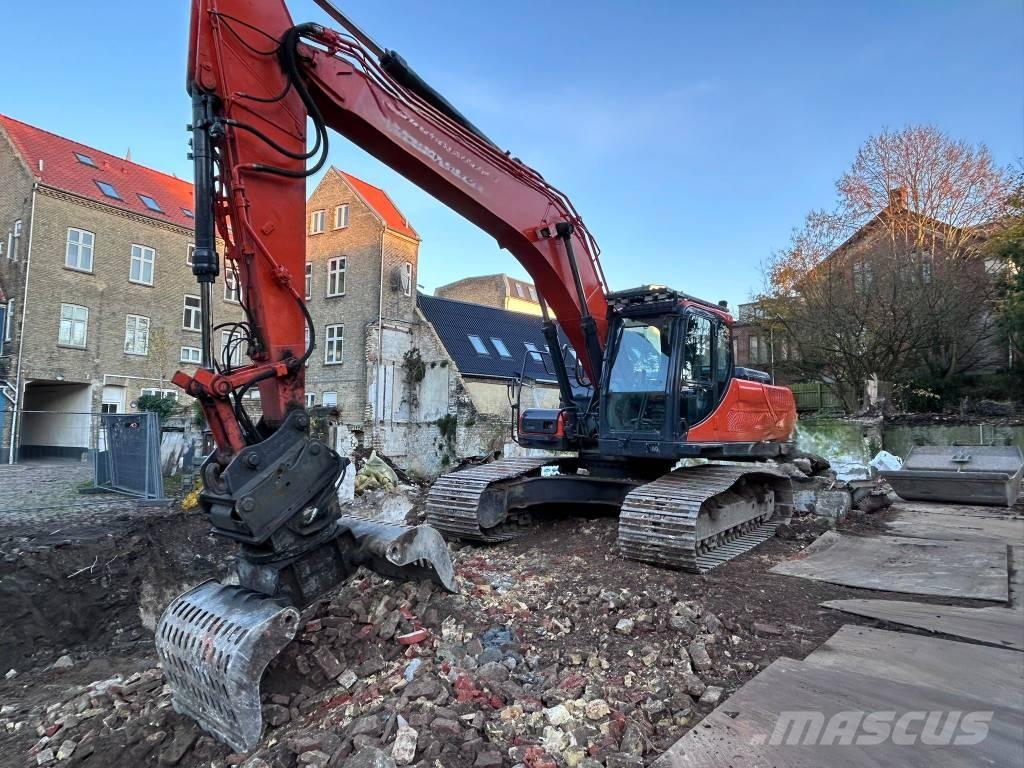 Doosan DX 255 LC-3 Escavatori cingolati