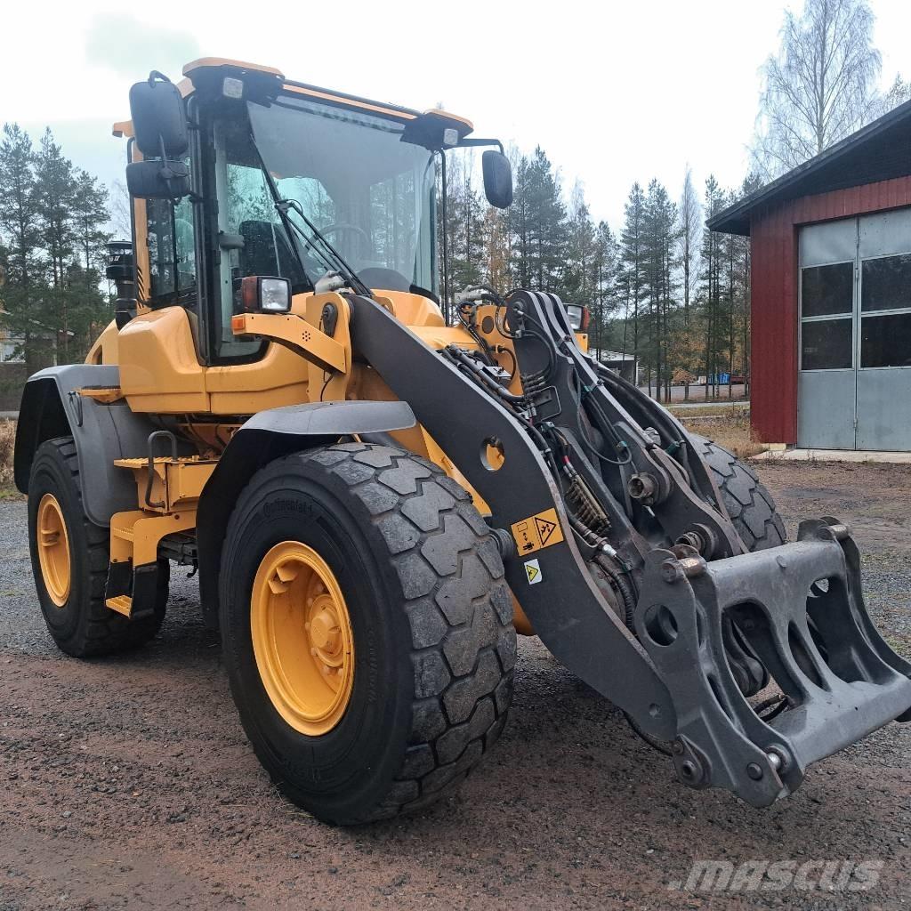 Volvo L 60 G Pale gommate