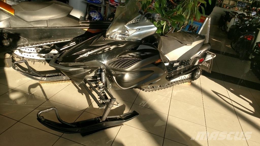 Yamaha Attack GT Motoslitte