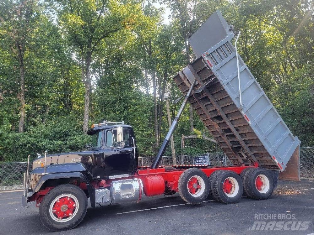 Mack RD688S Camion ribaltabili