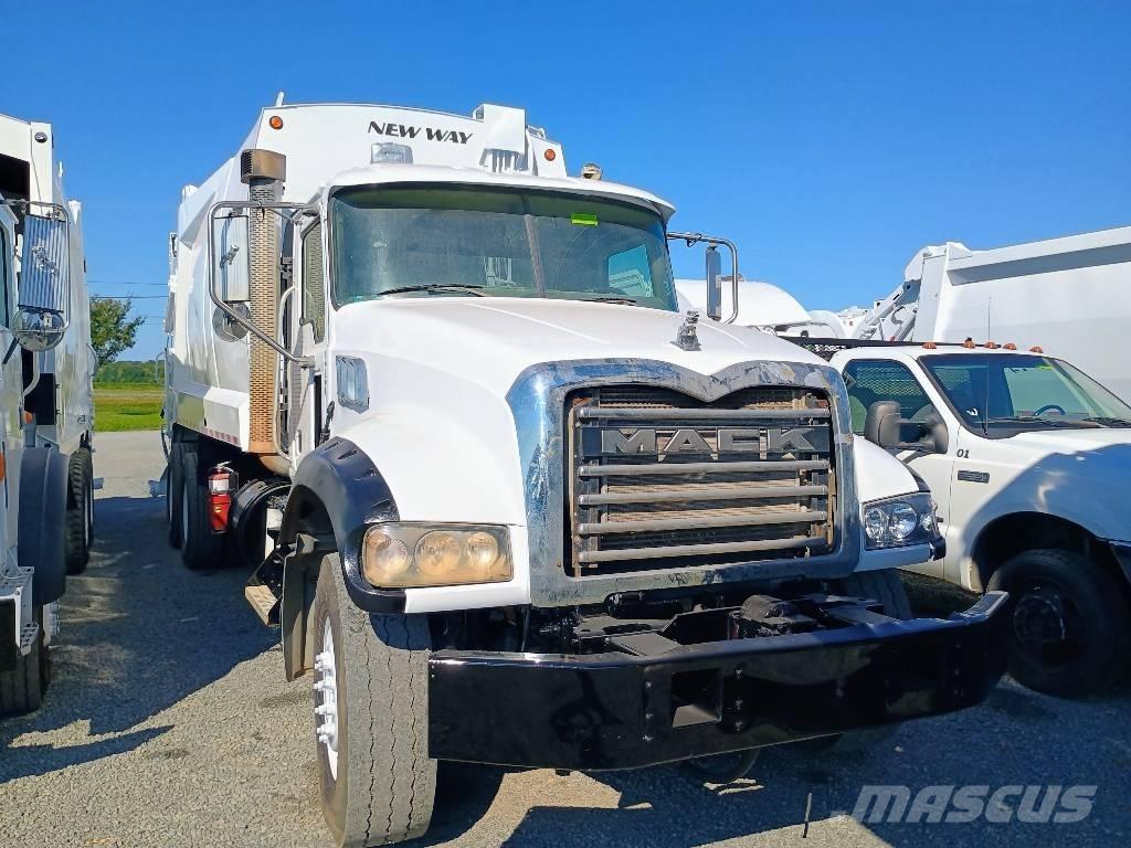 Mack GU 713 Camion dei rifiuti