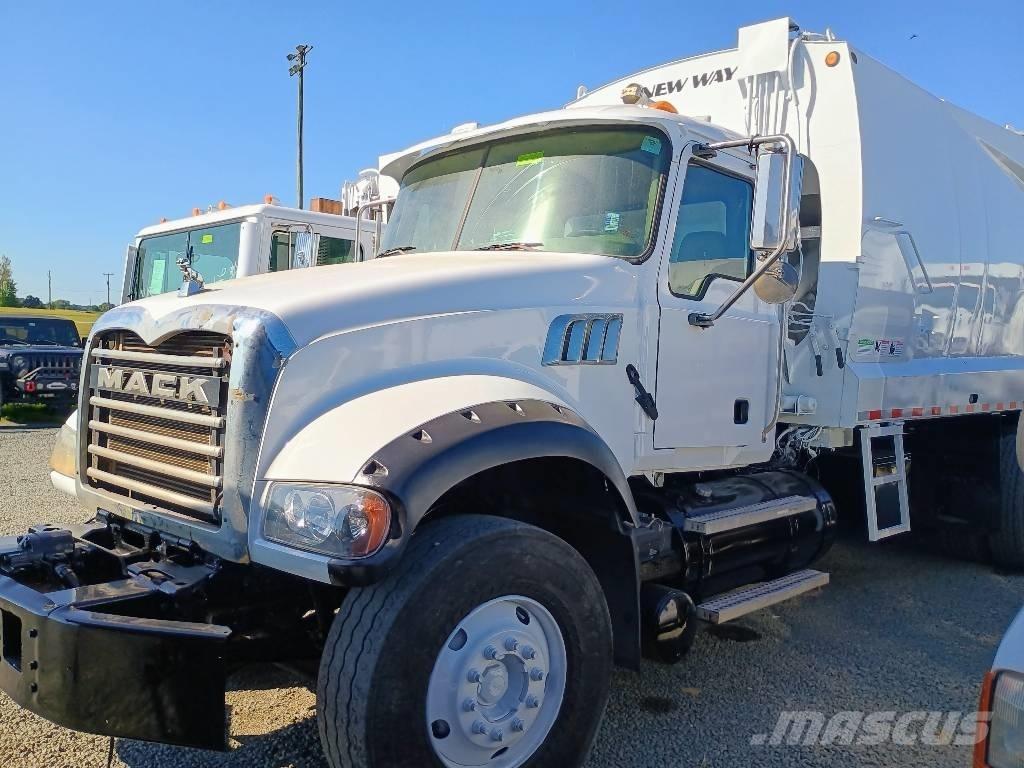 Mack GU 713 Camion dei rifiuti