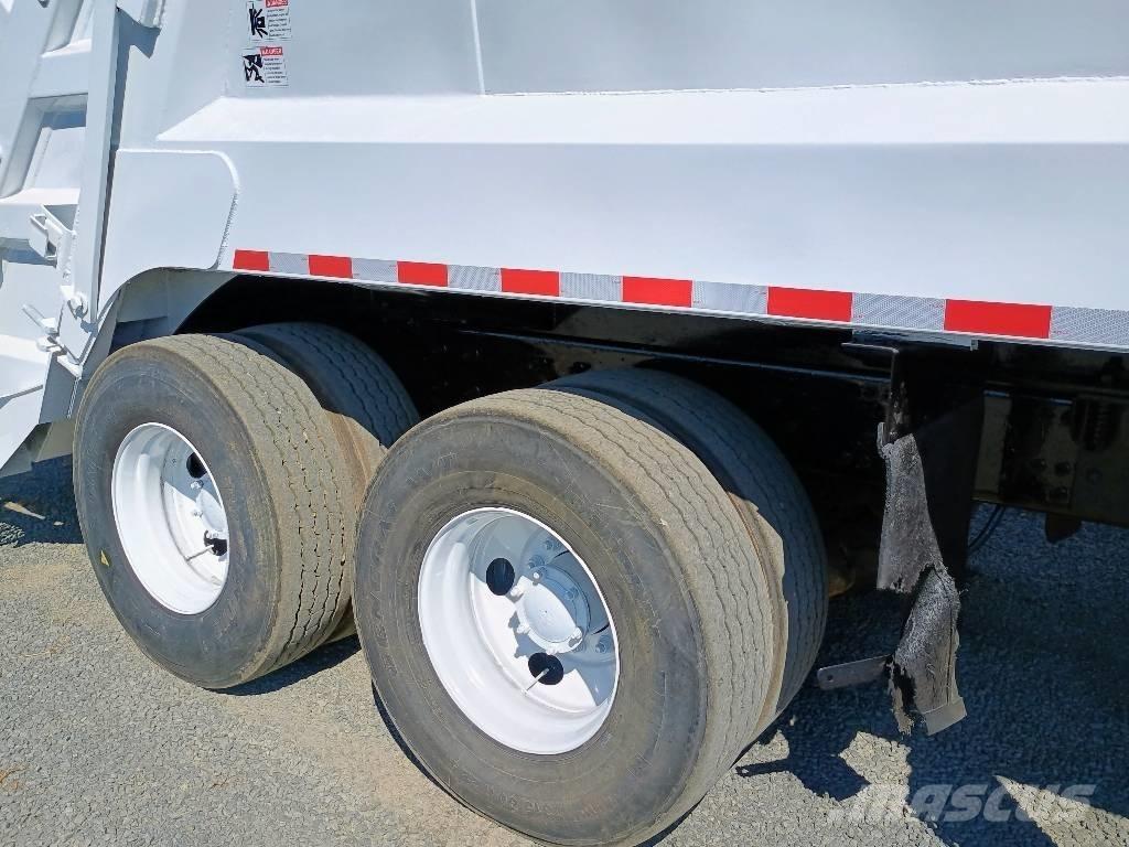 Mack GU 713 Camion dei rifiuti