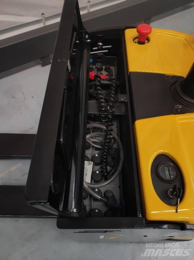 Yale MP20X UX Carrelli elevatori bassi a piattaforma