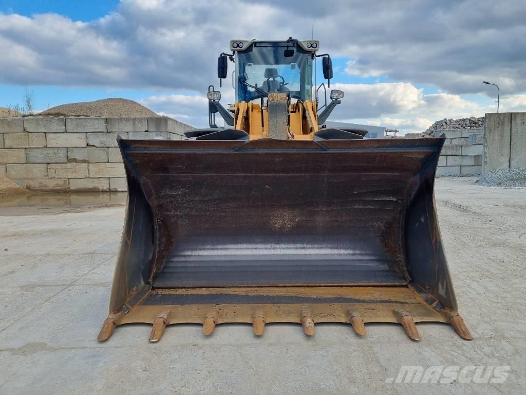 Liebherr 566 xpower Pale gommate