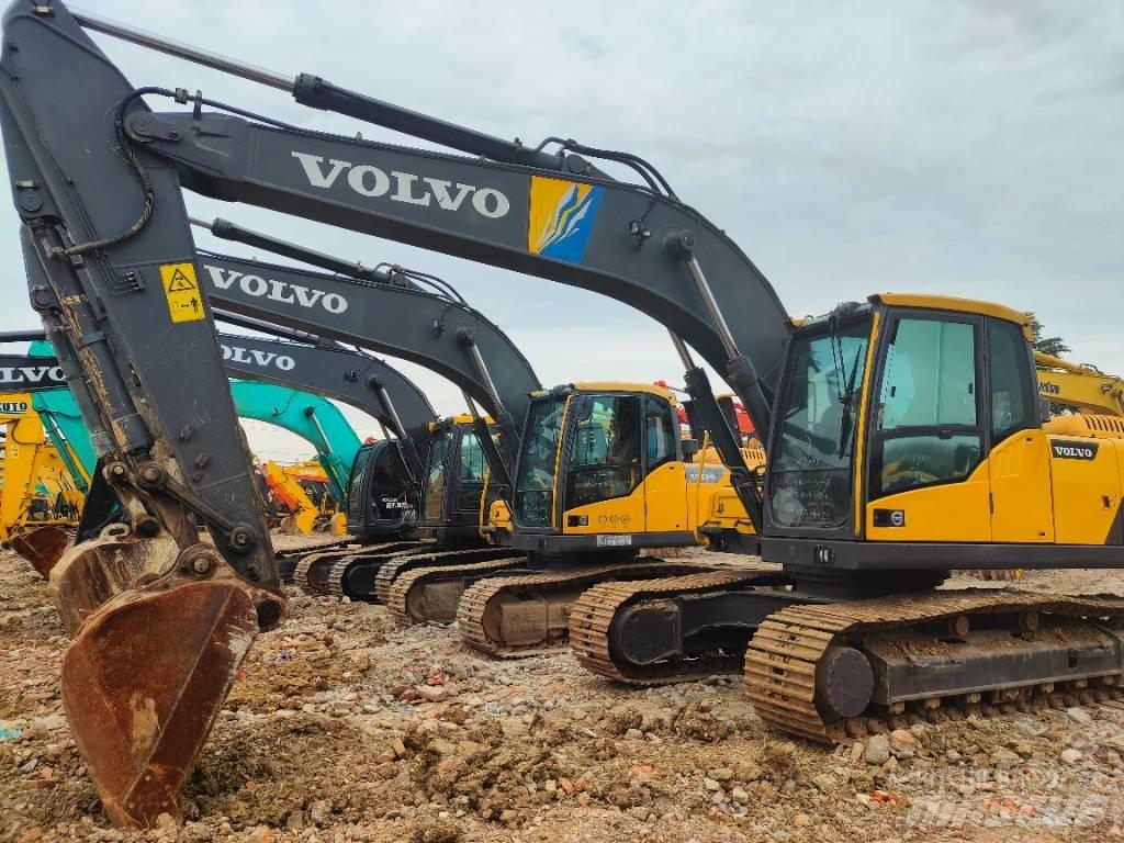 Volvo EC220D Escavatori cingolati