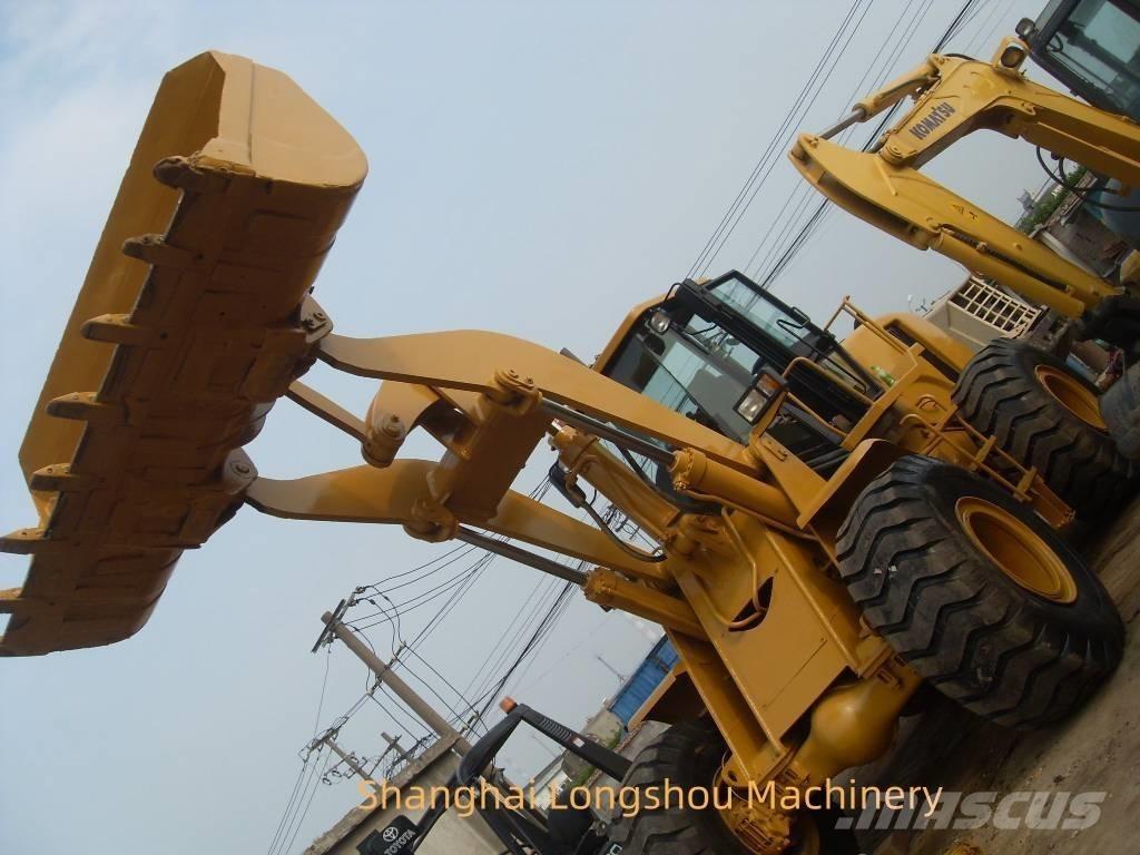 CAT 966 G Pale gommate