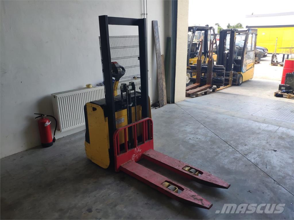 Hyster S1.0E Carelli stoccatori  automatici-usati