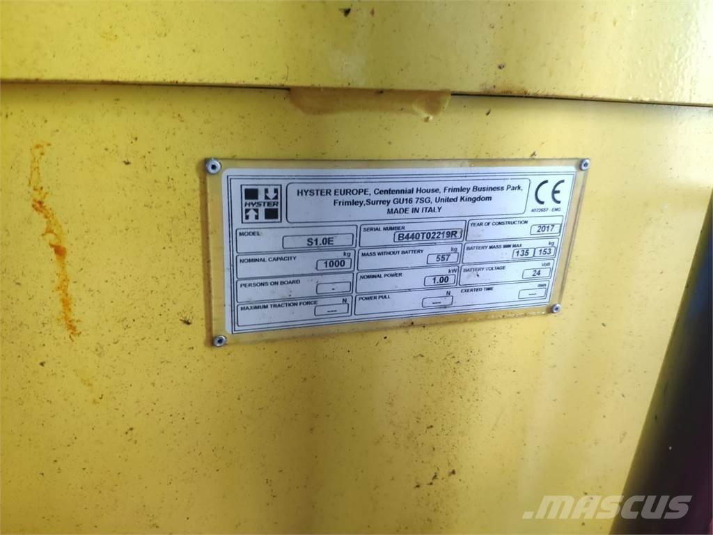 Hyster S1.0E Transpallet uomo a terra