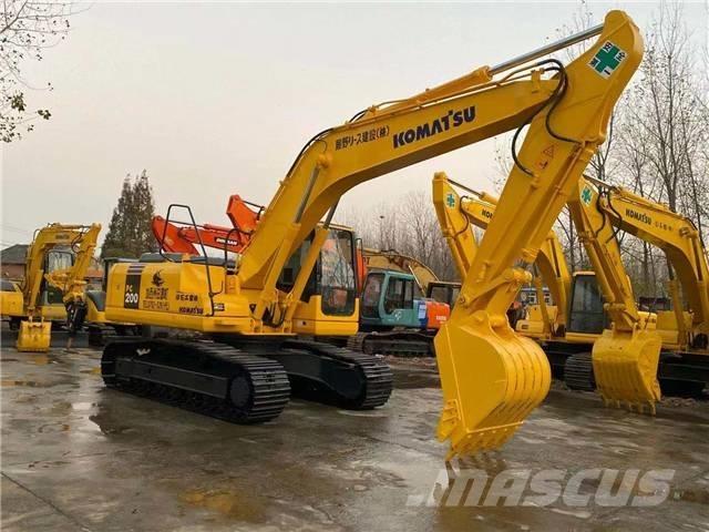 Komatsu PC200-7 Escavatori cingolati