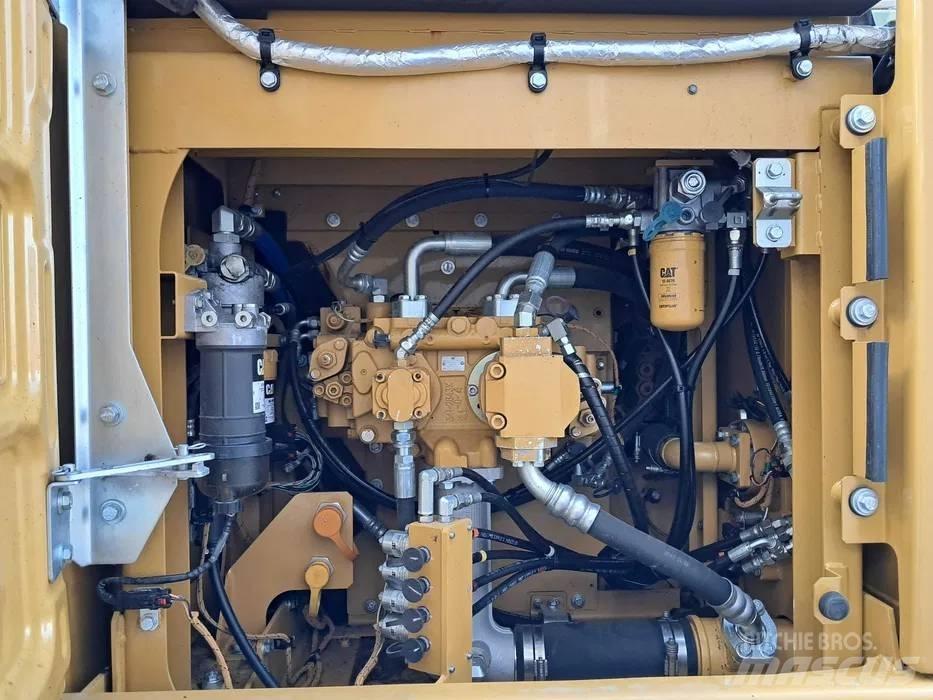 CAT 323 F L Escavatori cingolati