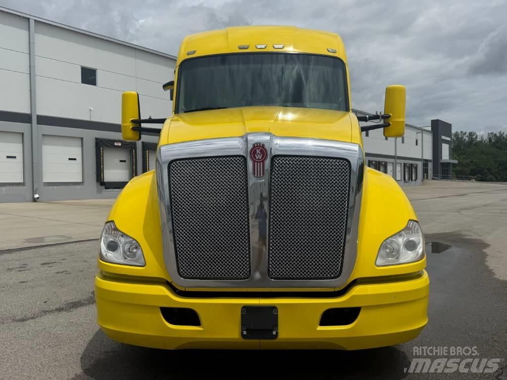 Kenworth T 680 Motrici e Trattori Stradali