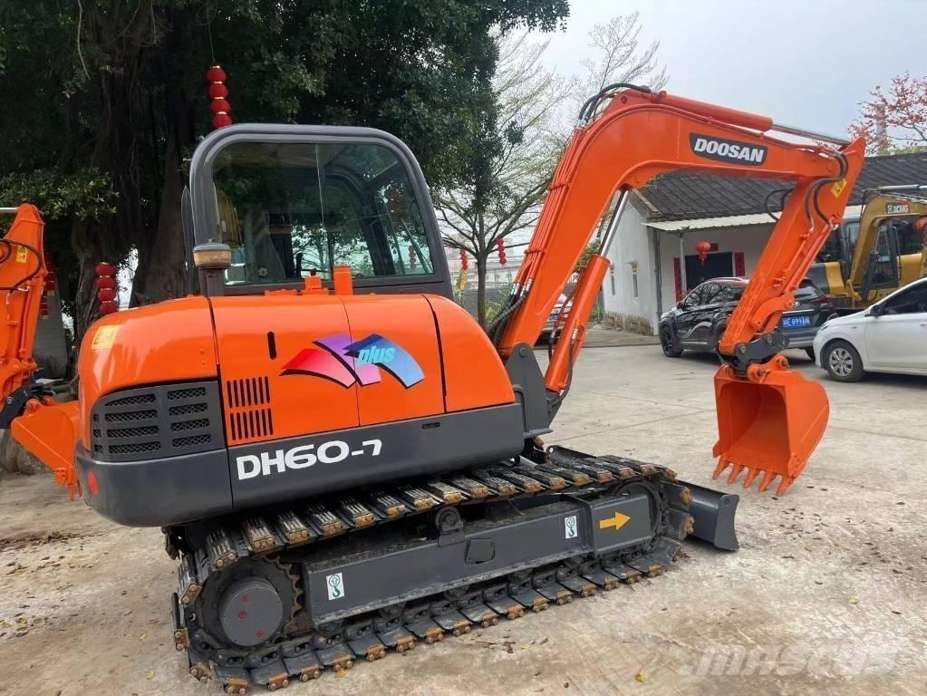Doosan DH 60-7 Miniescavatori