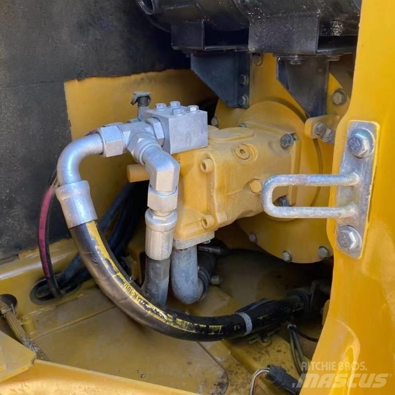 CAT 307 Escavatori cingolati