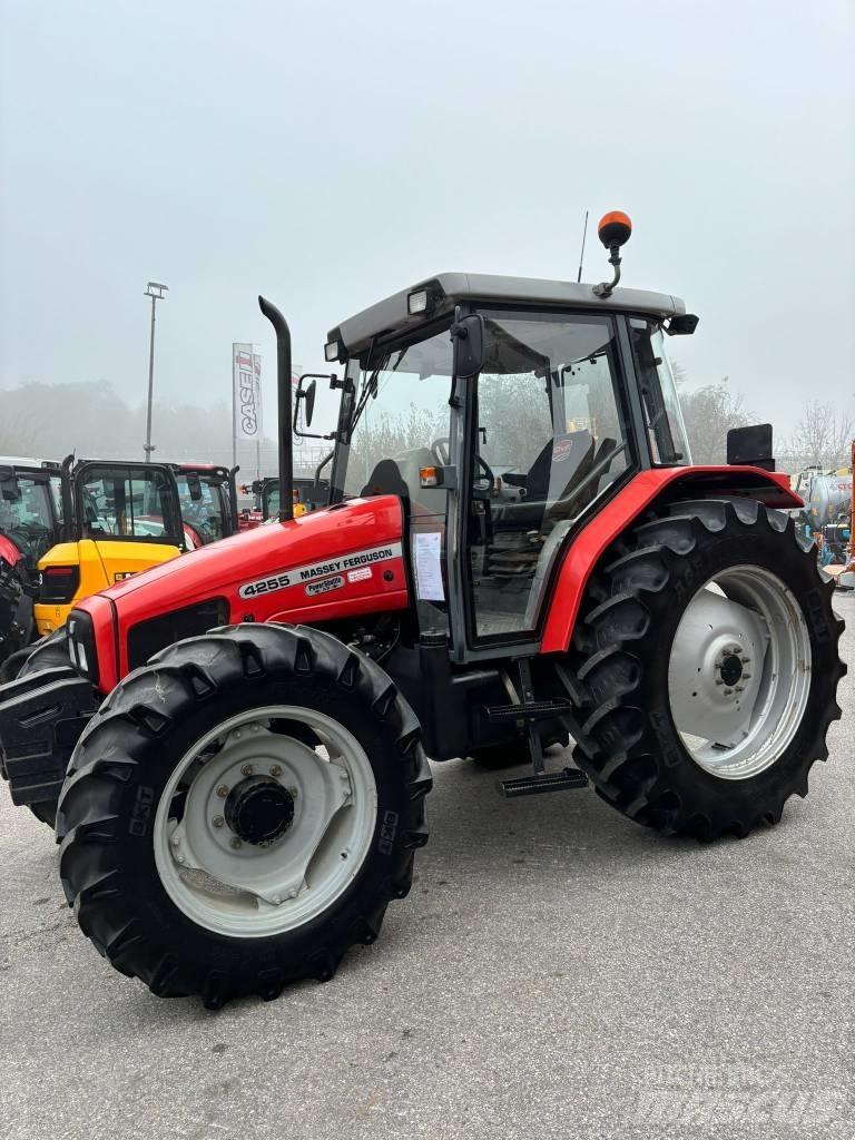 Massey Ferguson 4255 Trattori